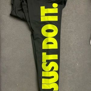 Just Do It Nike Leggings (M)